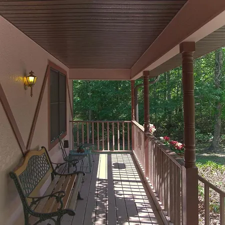 Rosewood Chalet Secluded And Pet Friendly Columbus Exterior photo