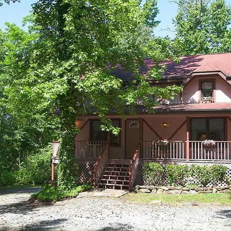 Rosewood Chalet Secluded And Pet Friendly Columbus Exterior photo