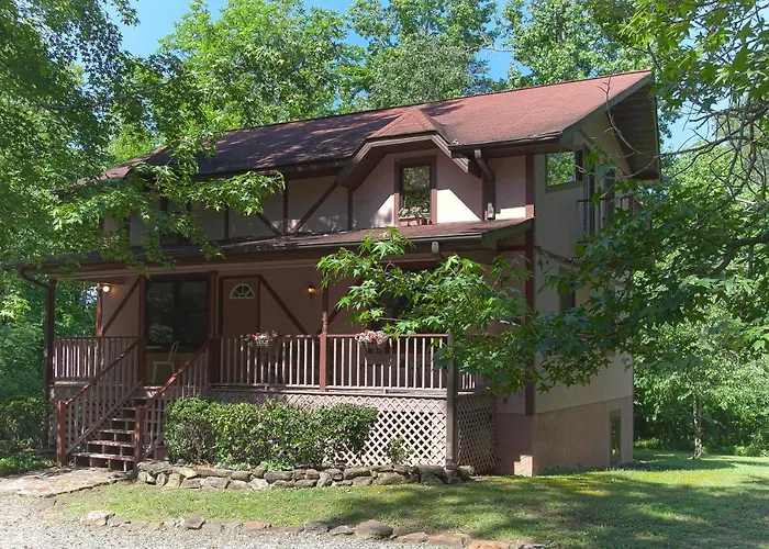 Rosewood Chalet Secluded And Pet Friendly