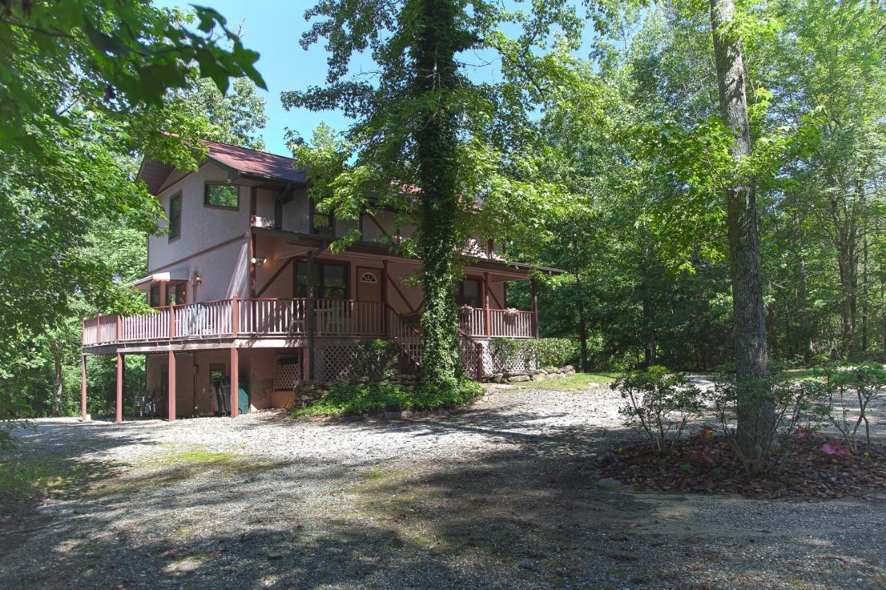 Rosewood Chalet Secluded And Pet Friendly Holiday home