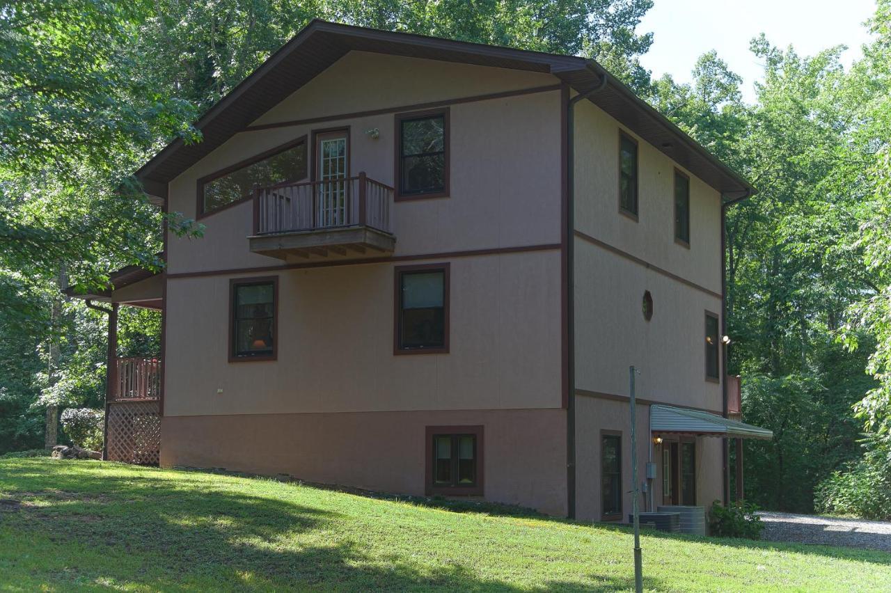 Holiday home Rosewood Chalet Secluded And Pet Friendly Columbus