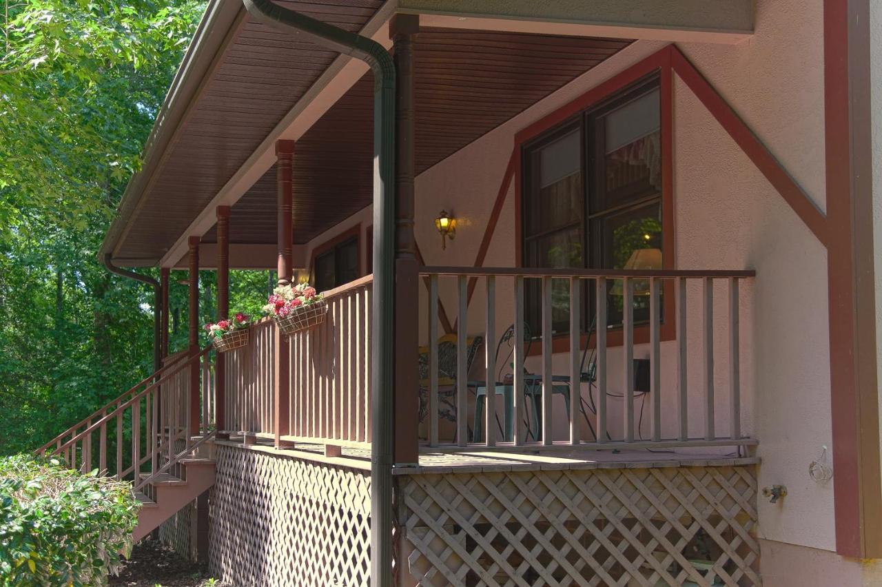 Rosewood Chalet Secluded And Pet Friendly *