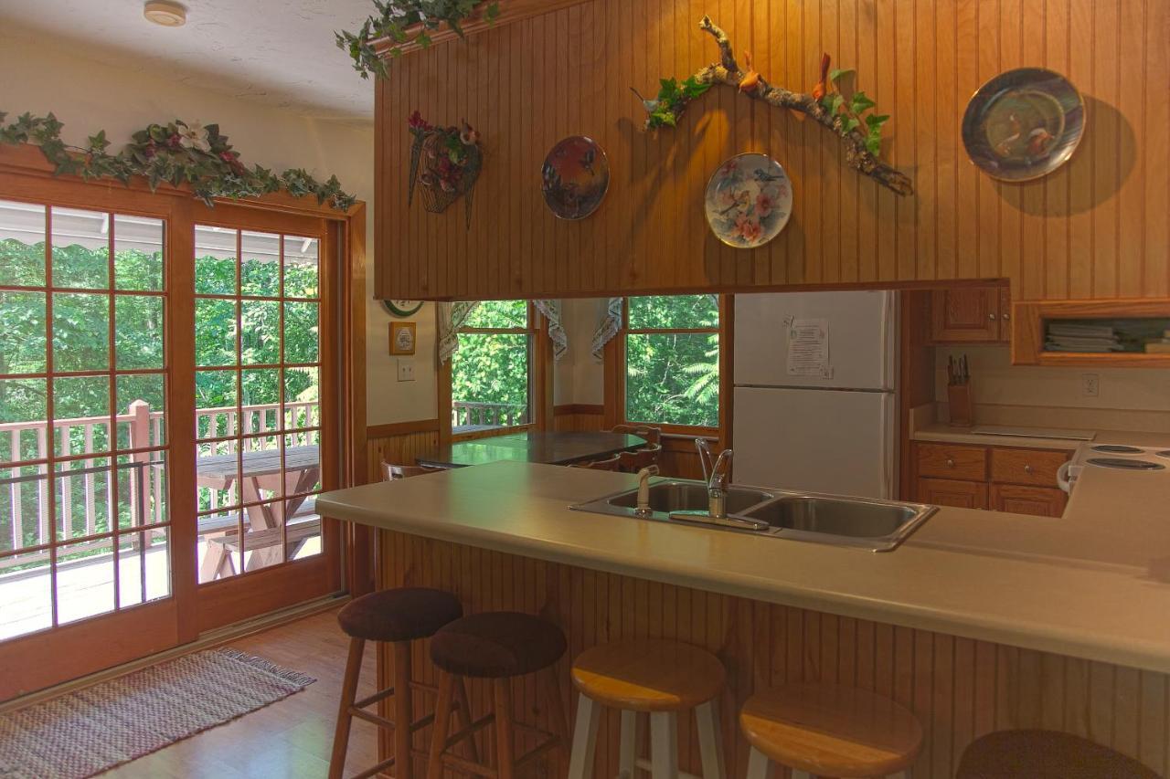 Rosewood Chalet Secluded And Pet Friendly Holiday home Columbus